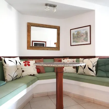 Two Bedroom Near El Duque Beach, * Costa Adeje (Tenerife)