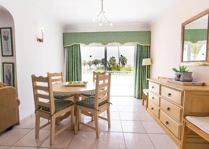 Two Bedroom Near El Duque Beach, Apartment
